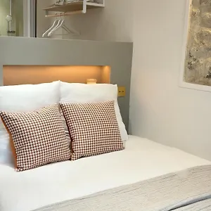 Hotel Paris Amore Paris